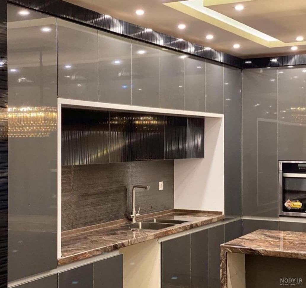 عکس کابینت رنگ سفید نقره ای