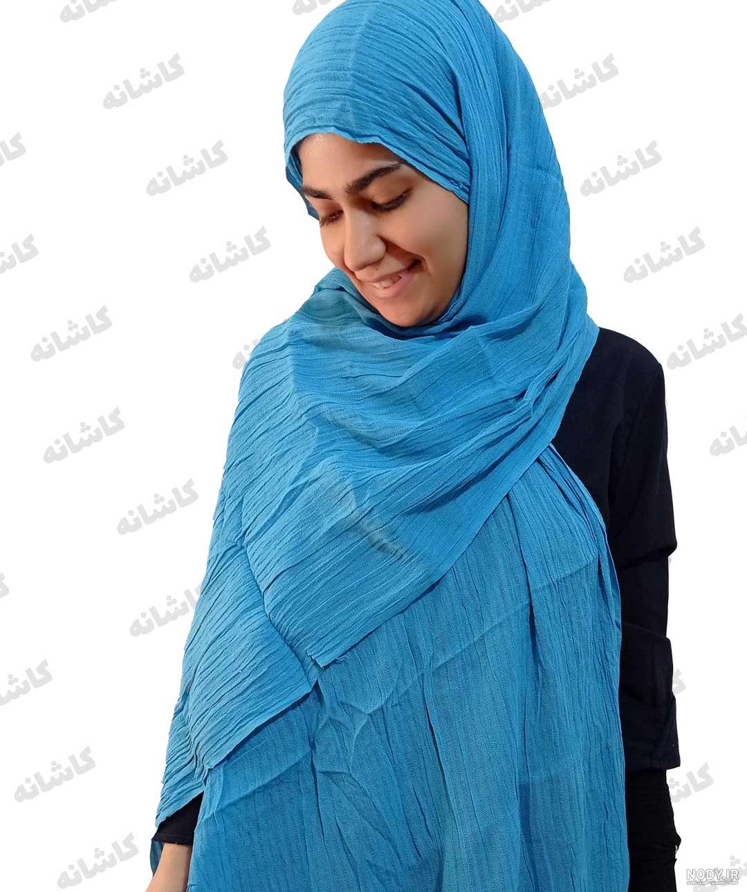 ست کردن شال و روسری با مانتوهای رنگ روشن - لومیکا