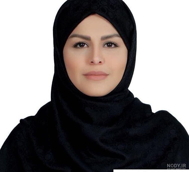 ژست عکس دخترانه با مقنعه ️ [ بهترین تصاویر ]
