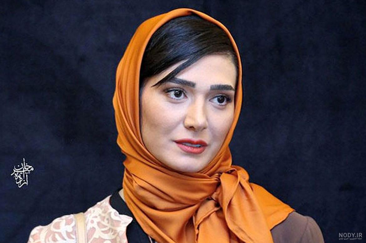 گفتگو با عالیه میرزایی رتبه 7 کنکور تجربی 1401 گفتگو با عالیه میرزایی رتبه 7 کنکور تجربی 1401