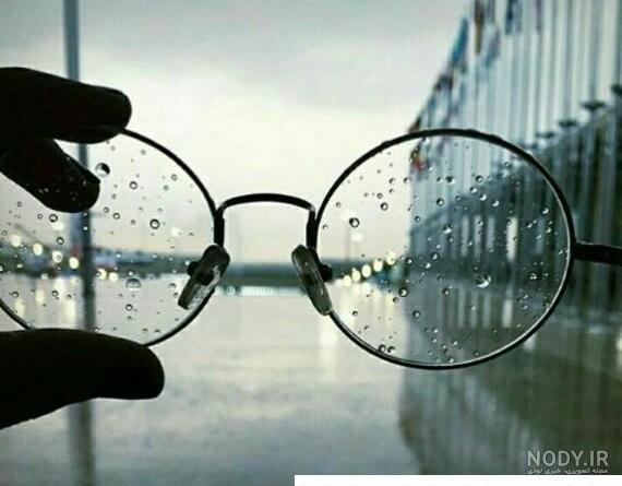 عکس پروفایل مردانه با عینک