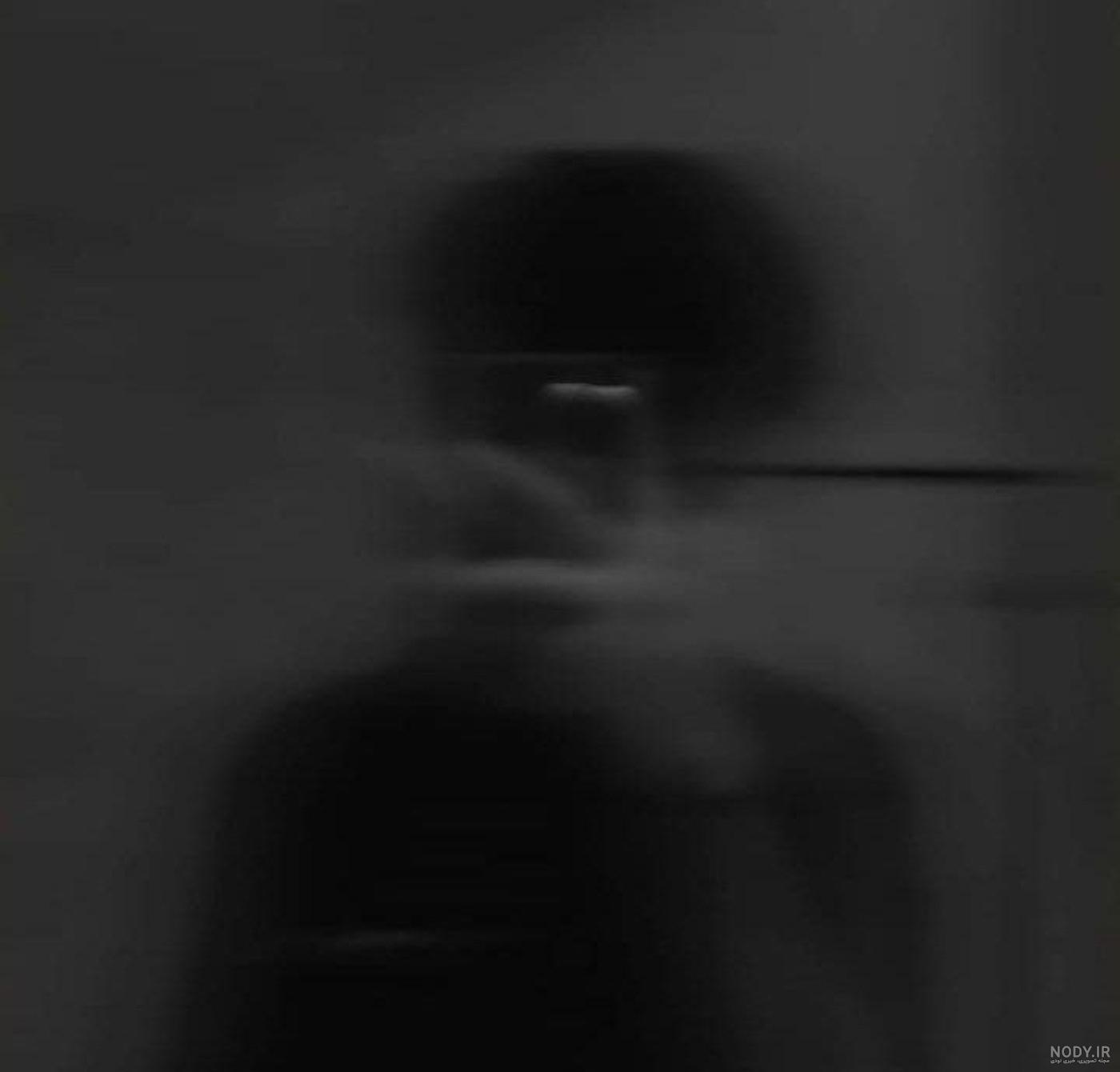  عکس غمگین پسرانه سیاه و سفید برای پروفایل