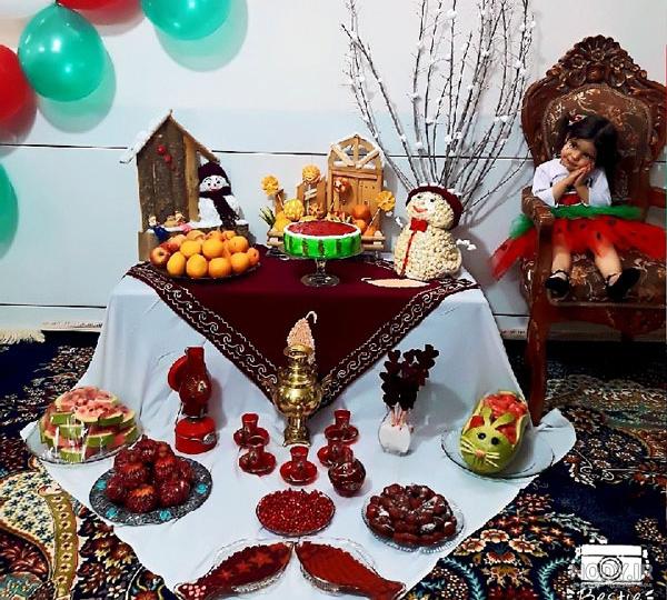 دکور شب یلدا + جدیدترین تزیینات و دکور یلدا در منزل برای عکاسی
