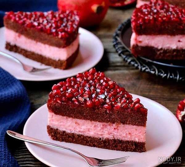 تهیه و تزئین انار شب یلدا در قالب کیک انار