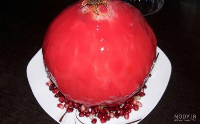 طرز تهیه کیک انار شب یلدا؛ خوش رنگ و خوشمزه