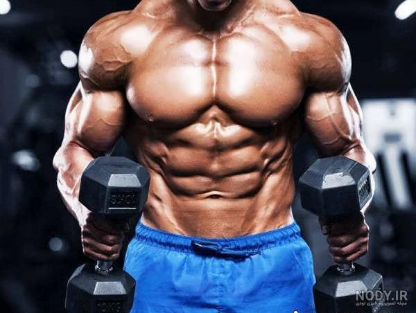 ژست عکس در باشگاه بدنسازی مردانه ژست عکس در باشگاه بدنسازی مردانه