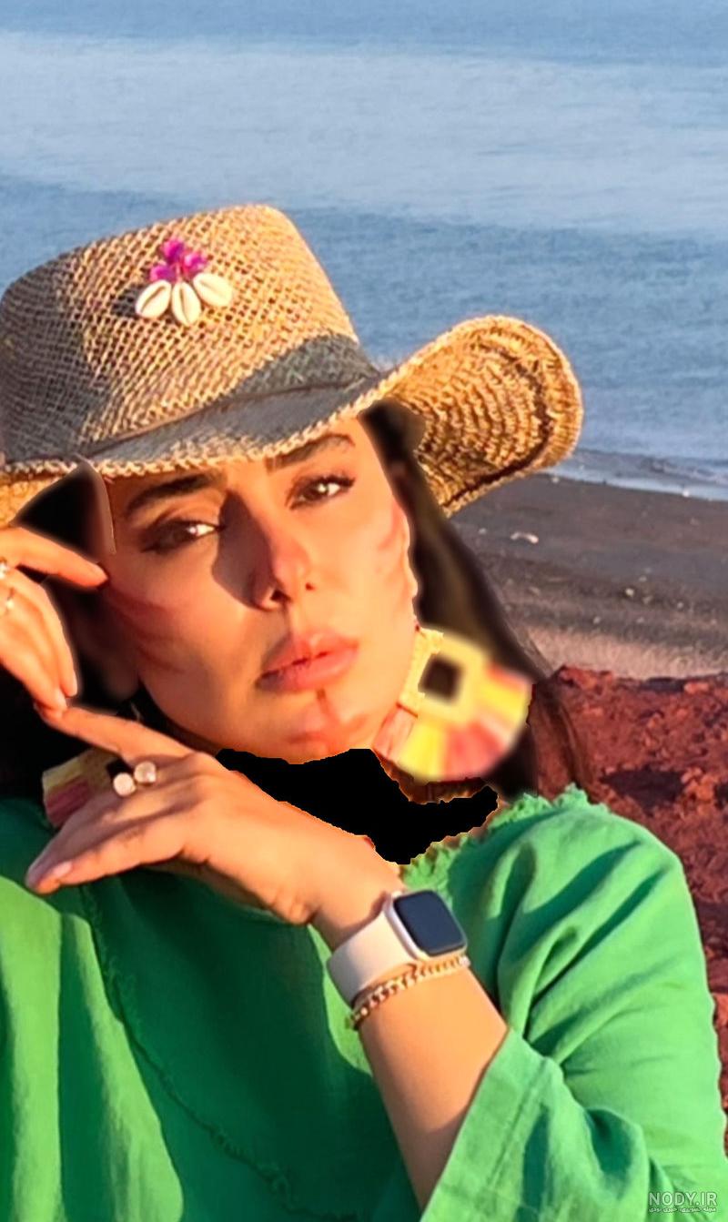 ژست عکس در جزیره هرمز