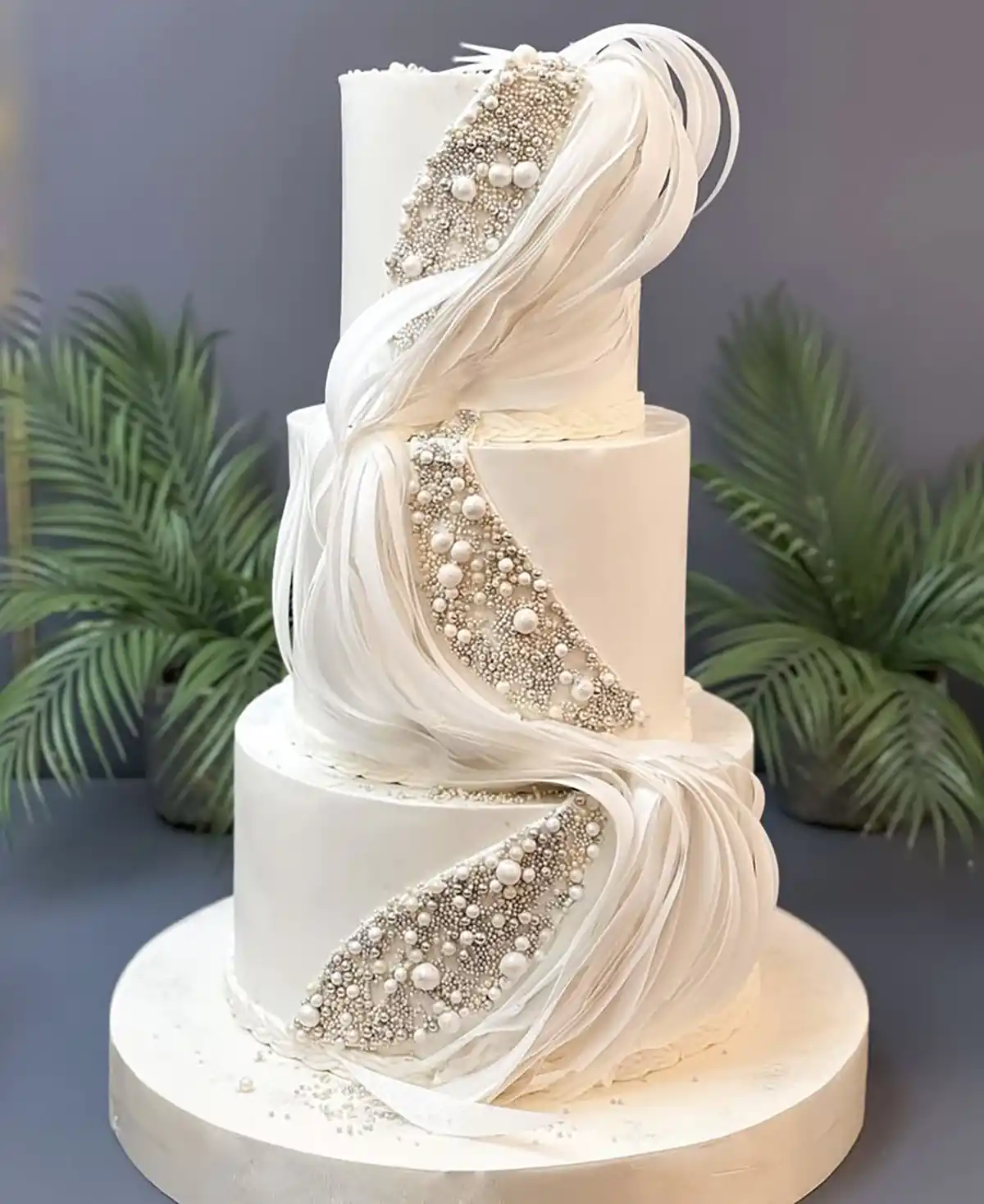 عکس کیک عروسی بزرگ