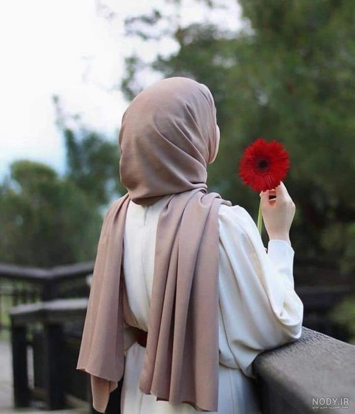 عکس دختر باحجاب برای پروفایل شاد