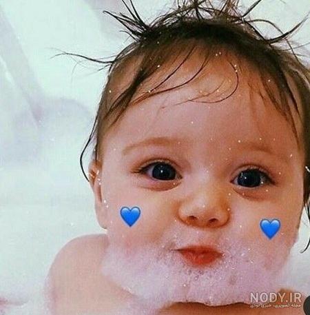 ژست دونفره عکس نوزاد با مادر در منزل - مجله چند ماهمه ژست دونفره عکس نوزاد با مادر در منزل - مجله چند ماهمه