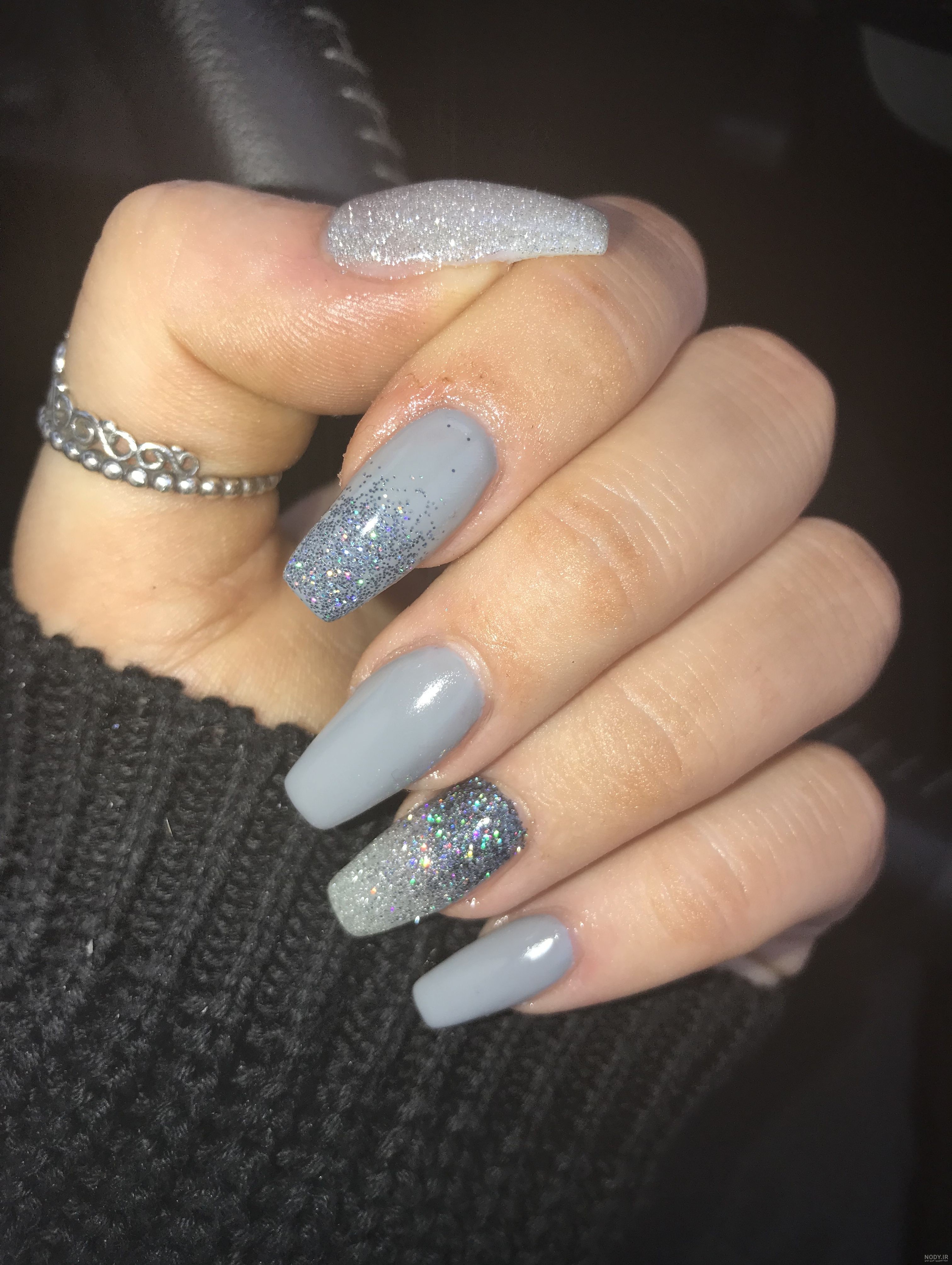 عکس های مدل ناخن طوسی: جذابیت و شیکی در طیف رنگی Gray nail model.