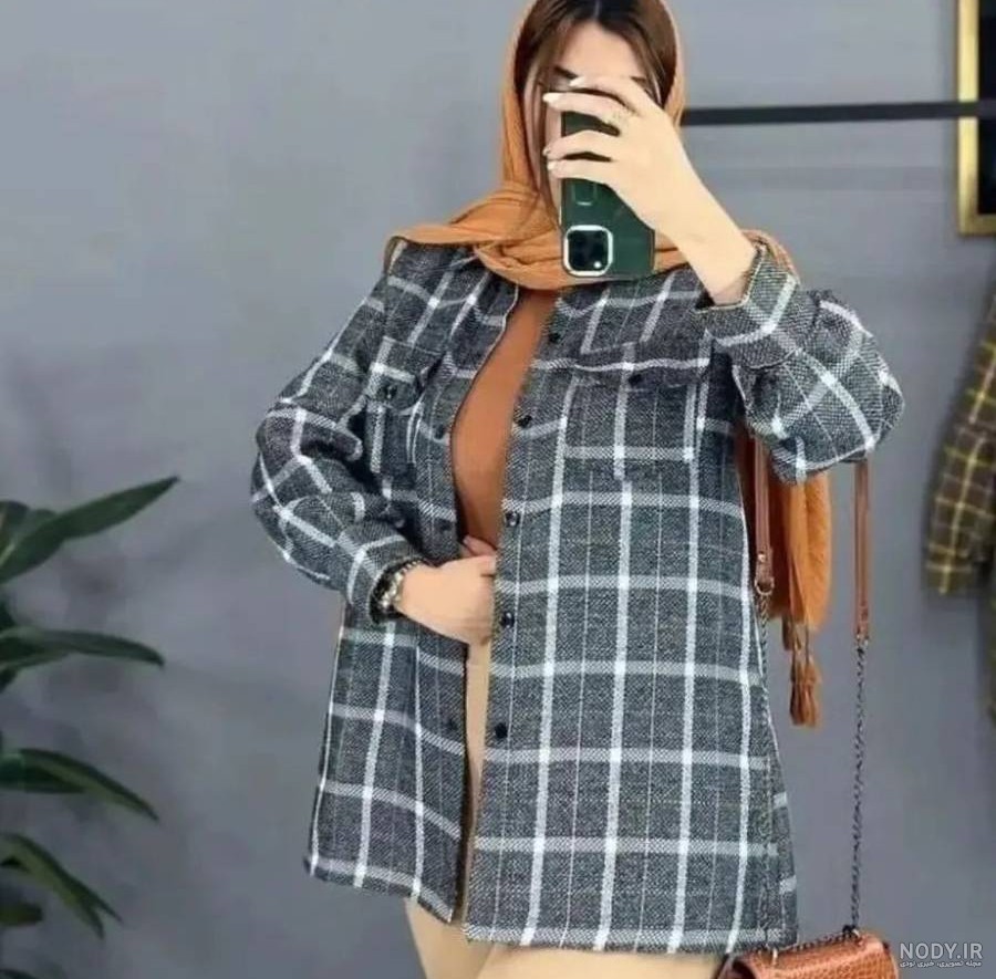 کامل ترین مجموعه مدل های مانتو چهارخونه پاییزی ۱۴۰۴ برای خانم ها و دختران