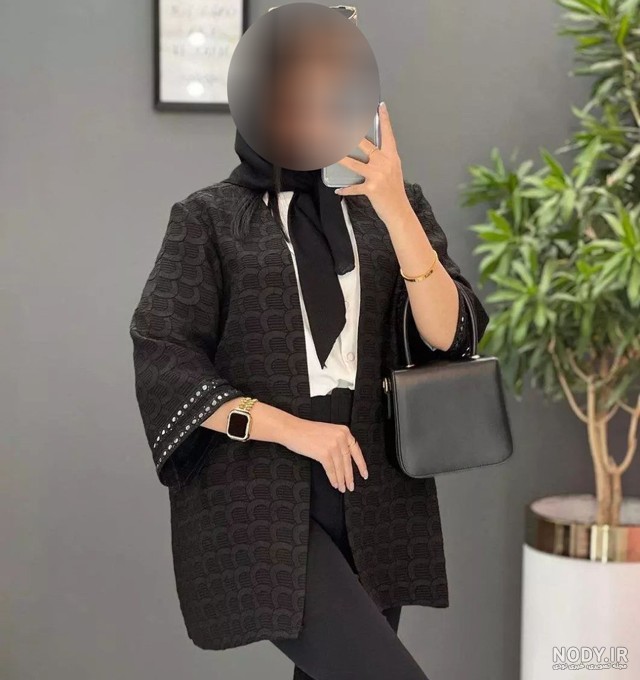 عکس های مانتو پاییزی شیک سفید و مشکی با مدل زمستانی و پالتو پاییزه در سال 2025