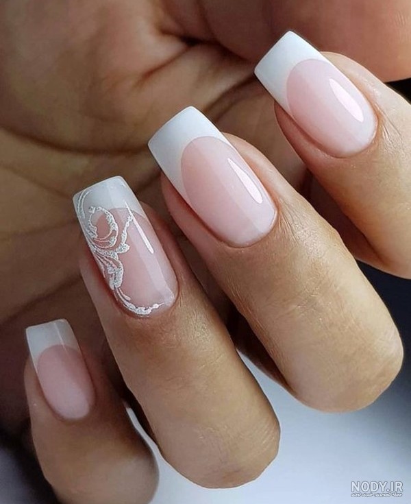 بهترین مدل های ناخن فرنچ عروس در سال ۱۴۰۴: از فرنچ عروسکی تا اکلیلی و مربعی