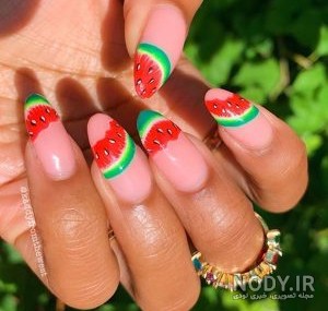 مدل ناخن یلدایی جدید و شیک ۲۰۲۵ با طرح های ساده، قرمز، سبز و دخترانه از yalda cosmetics