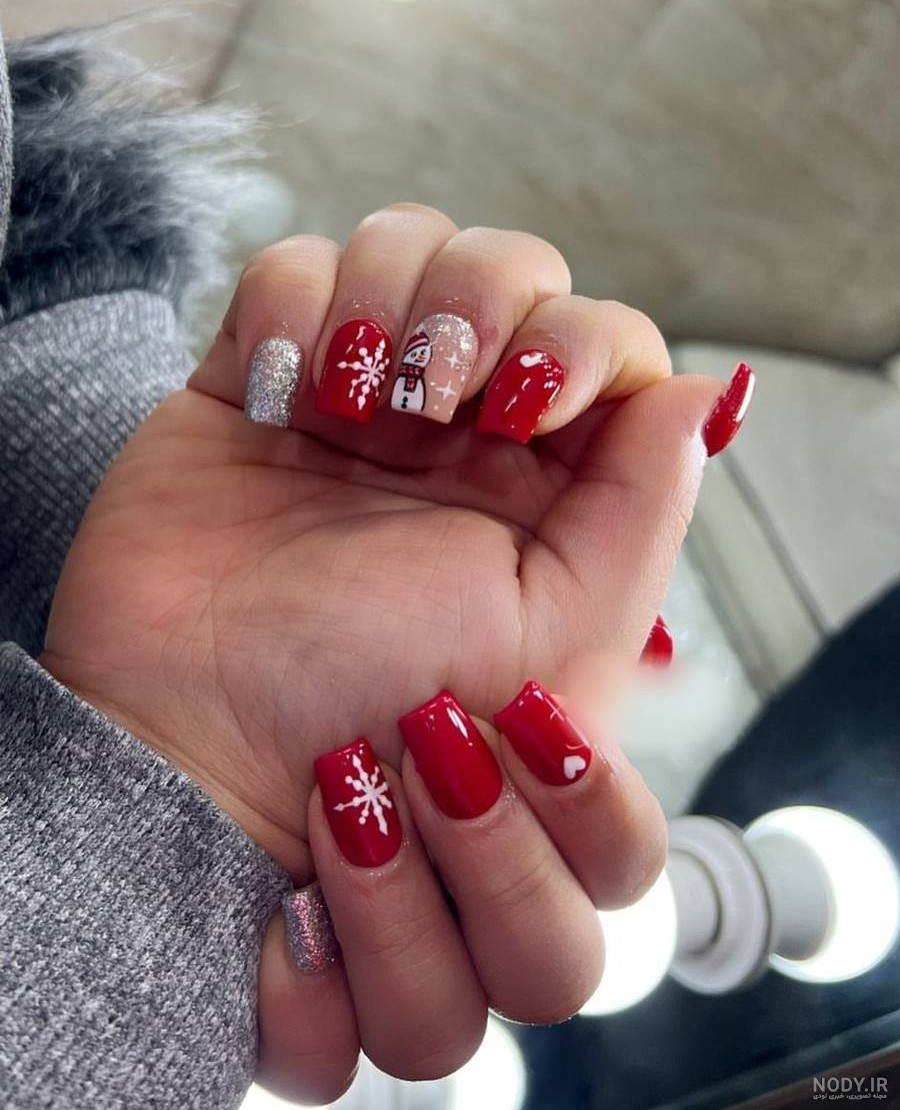 مدل ناخن یلدایی شیک و جدید ۱۴۰۴ با طرح های ساده، قرمز، سبز و دخترانه از yalda cosmetics