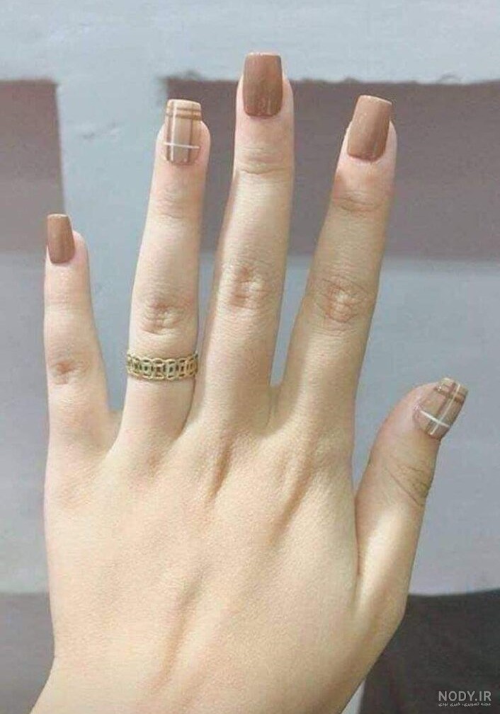 جدیدترین مدل های ناخن نسکافه ای دخترانه و ساده در سال ۱۴۰۴ و ۲۰۲۵ میلادی