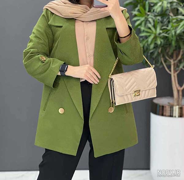 جدیدترین مدل های مانتو کتی اسپرت دخترانه و زنانه ۱۴۰۴ با طراحی های کوتاه، بلند، راه راه و سفید