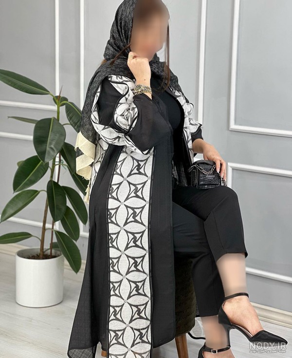 راهنمای تصویری مدل مانتو شیک و باکلاس بلند دخترانه و اداری در سال 1404