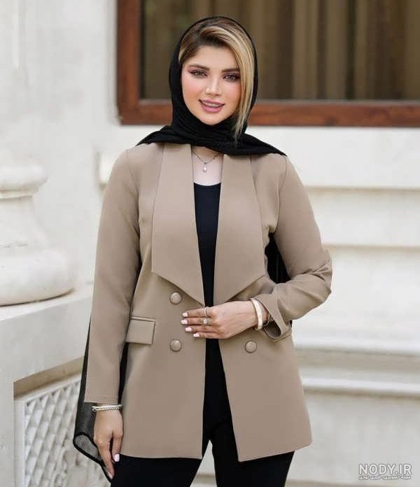 مدل مانتو کتی جدید ۱۴۰۴: شیک ترین طراحی های کوتاه، بلند و مجلسی با پارچه ژاکارد و دکمه دار