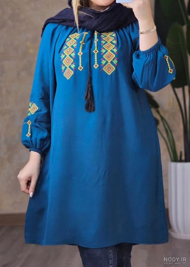 جدیدترین مدل مانتو سنتی بلند و زمستانی سال ۱۴۰۴ با ۹۹ طرح متنوع و مدل های مجلسی و لباس سنتی