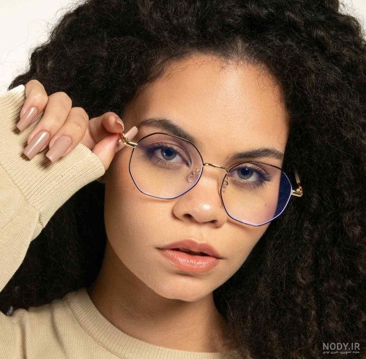 مدل عینک دخترانه شیک و جدید ۲۰۲۵ برای صورت گرد و چشم های ضعیف
