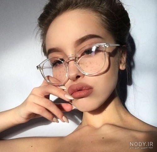 مدل عینک دخترانه شیک و جدید 2025 برای صورت گرد و چشم ضعیف