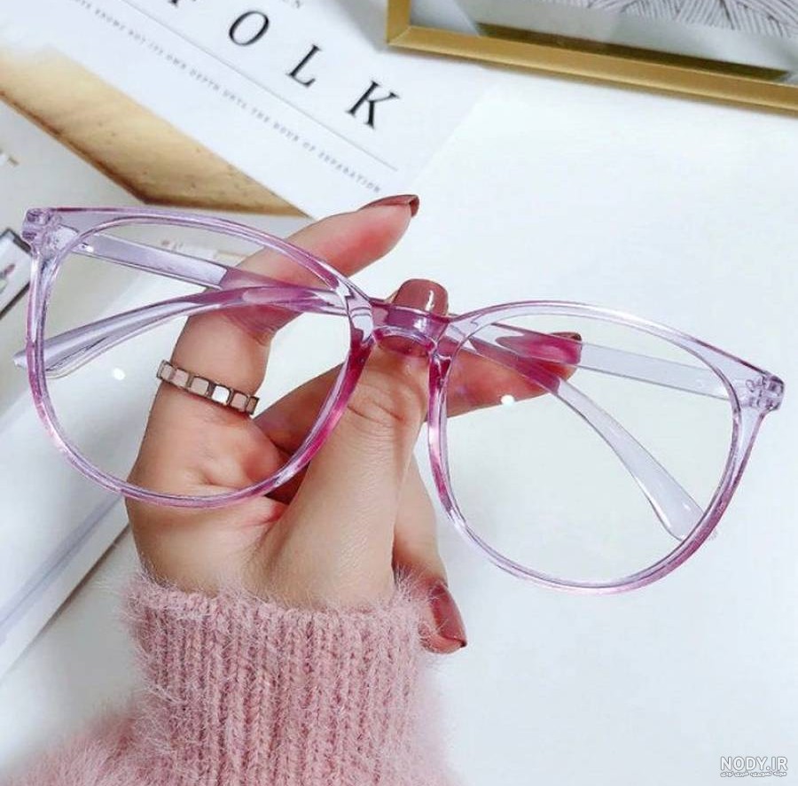 جدیدترین مدل عینک دخترانه ۲۰۲۵: شیک، افتابی، طبی، دودی و مناسب صورت های گرد و چشم ضعیف