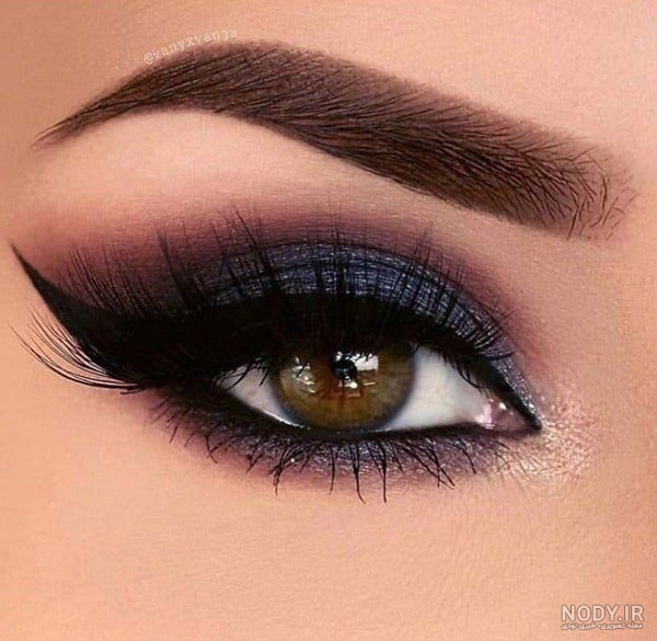 عکس های حرفه ای و جذاب سایه چشم مشکی ساده، مات، طلایی و دیجی کالا در سال 1404