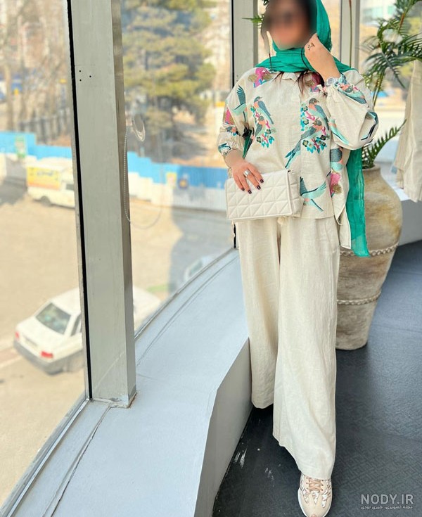 مدل شومیز گلدار دخترانه و زنانه با طراحی خاص و پارچه فانتزی در سال ۲۰۲۵