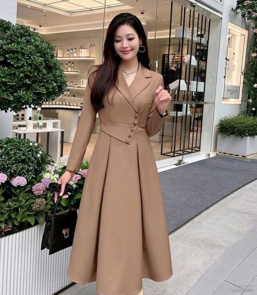 تصاویر مانتو پاییزی مجلسی شیک و دخترانه ۲۰۲۵ با مدل های جدید و استایل های زمستانی و حجاب پاییزی