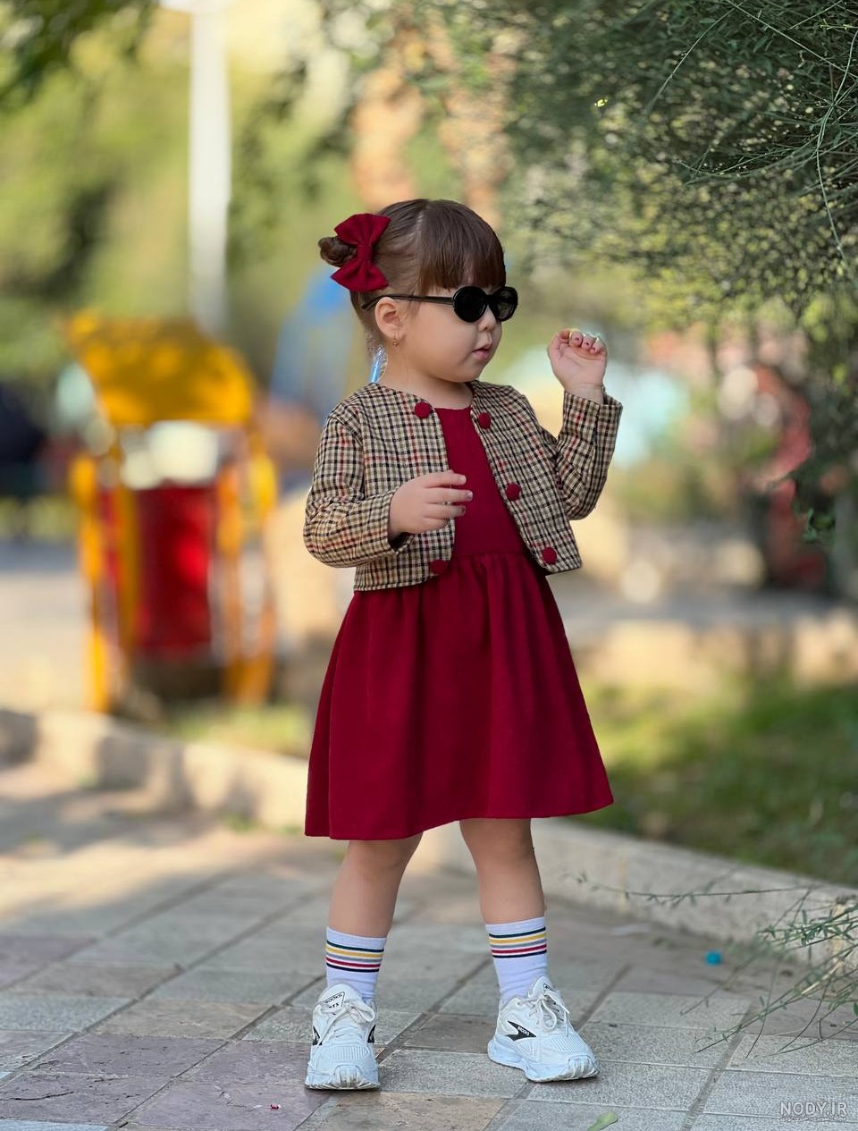 جدیدترین مدل های مانتو پاییزی بچه گانه، بافتنی و چهارخونه، مناسب سال 1404 و 2025 میلادی