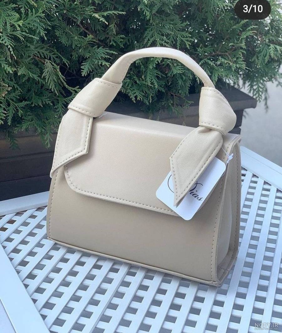 مدل های کیف دخترانه مدرسه، مجلسی، اسپرت و جدید در سال 1404 با طراحی های مشکی، کرومی و بزرگ