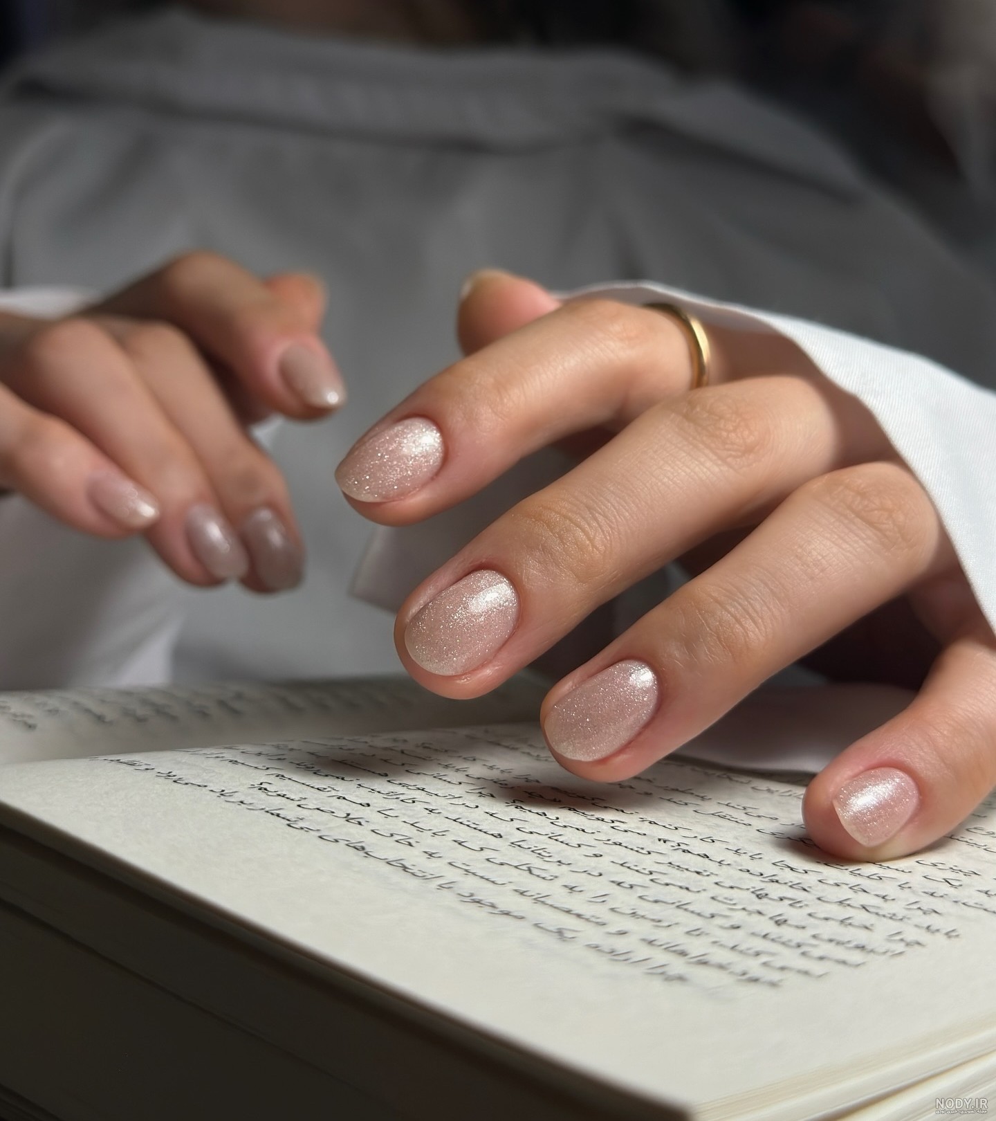 بهترین مدل های ناخن بهاری ۱۴۰۴ دخترانه، جدید و متنوع برای سال ۱۴۰۴ و ۲۰۲۵