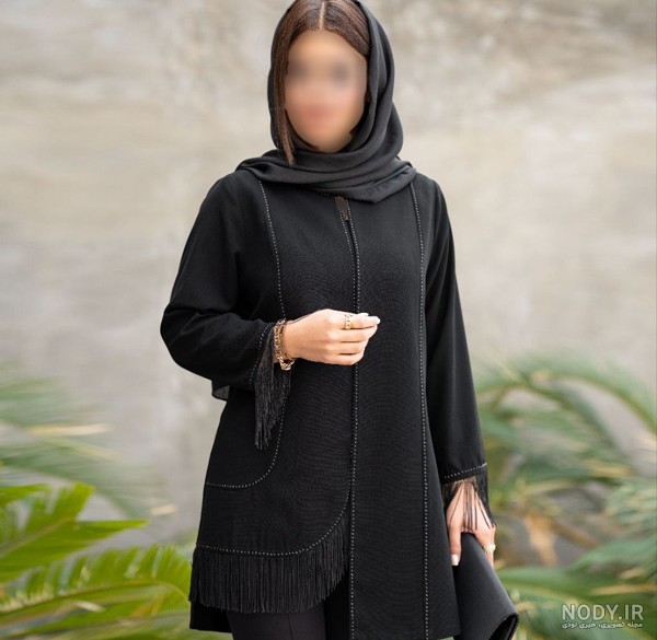 جدیدترین مدل مانتو شانتون ۲۰۲۵: دکمه دار، ساده، جلو بسته، مشکی، راه راه و بلند