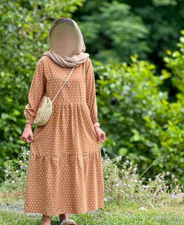 مدل های مانتو تابستانی نخی با طرح های گلدار، راه راه و ساده در سال ۲۰۲۵ برای خانم ها