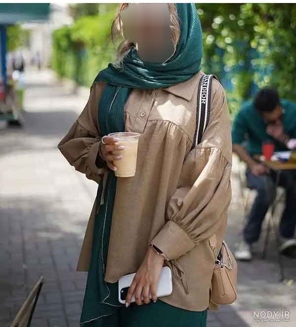 مدل مانتو تابستانی جلو بسته اسپرت ۱۴۰۴: جدیدترین سبک های مانتو اسپرت و سرپطلونی با استایل های خاص و مدرن