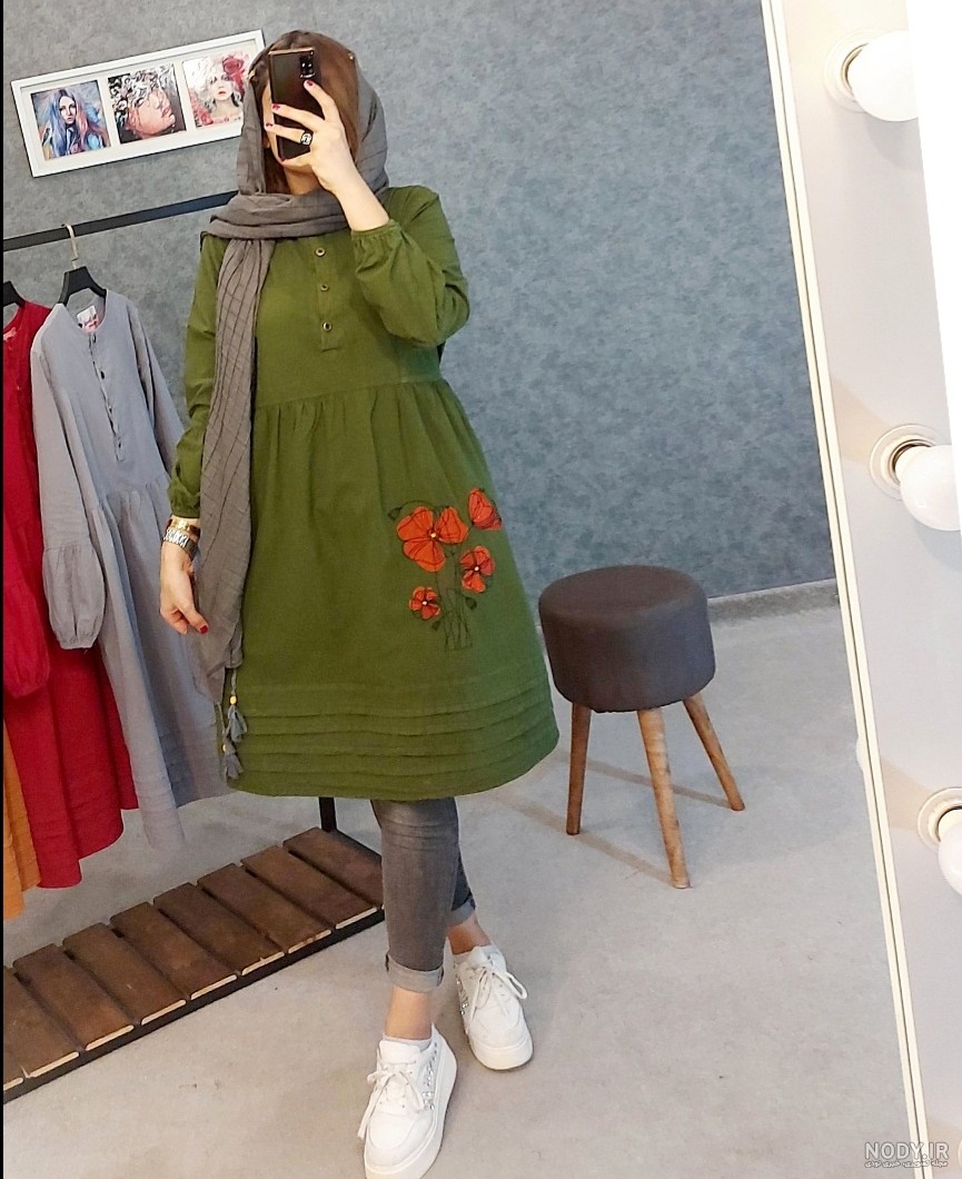 جدیدترین مانتو گلدار پاییزی و مدل های پالتو و مانتو زمستانی در سال 1404 با استایل های autumn flow و cosy autumn