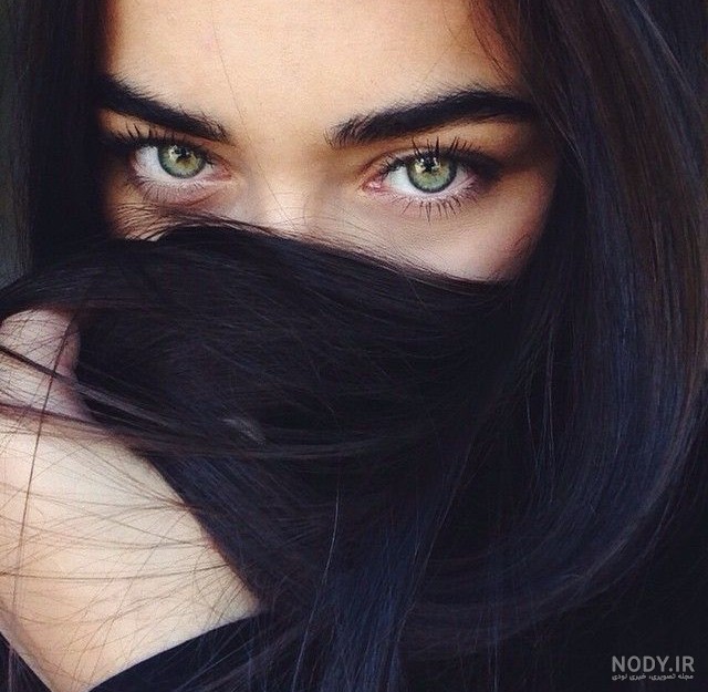 بهترین عکس پروفایل دخترونه خفن و طبیعی با چشم سبز برای سال 1404 و 2025