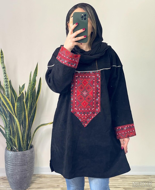 بهترین مانتو مناسب شب یلدا و ایرانی در سال 1404  راهنمای انتخاب مانتو شب یلدا