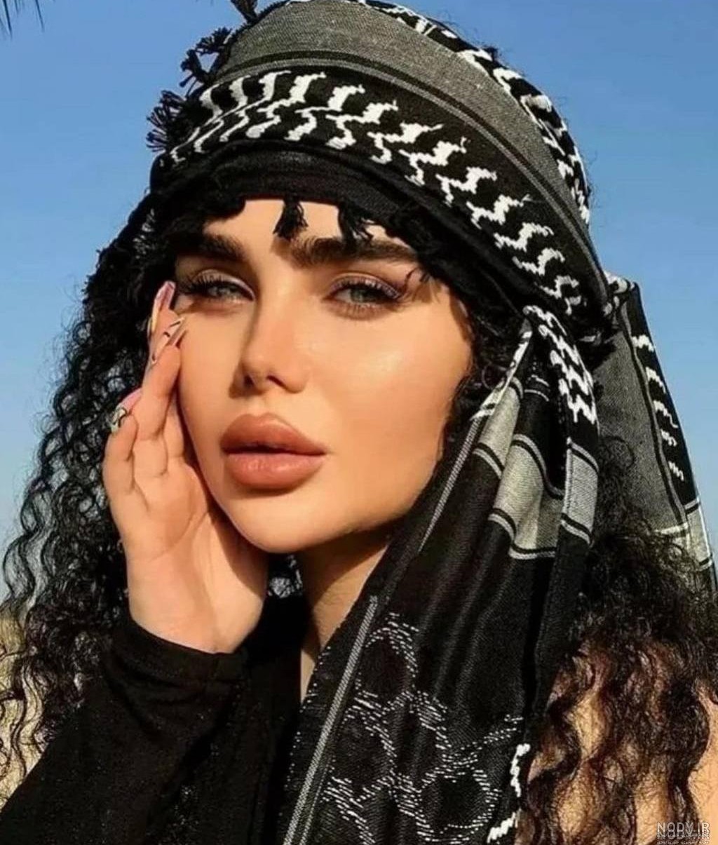 عکس پروفایل دخترونه لاتی خفن و جدید، شیک، سیاه و سفید، عاشقانه و سیگاری در سال 2025
