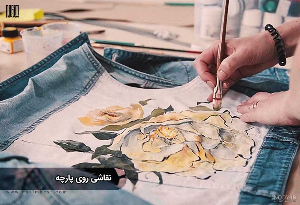 ایده های نقاشی روی پارچه فانتزی، مشکی، متقال و مخمل با رنگ اکریلیک و تکنیک های متنوع در ۱۴۰۴