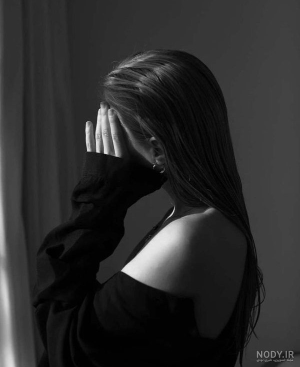 عکس پروفایل دخترانه غمگین بدون متن، شیک و خاص در سال 1404 و 2025 میلادی